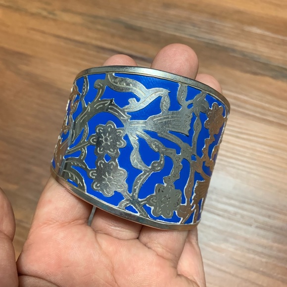 Vintage Filigree Bangle Jewelry Bracelet - Picture 7 of 8